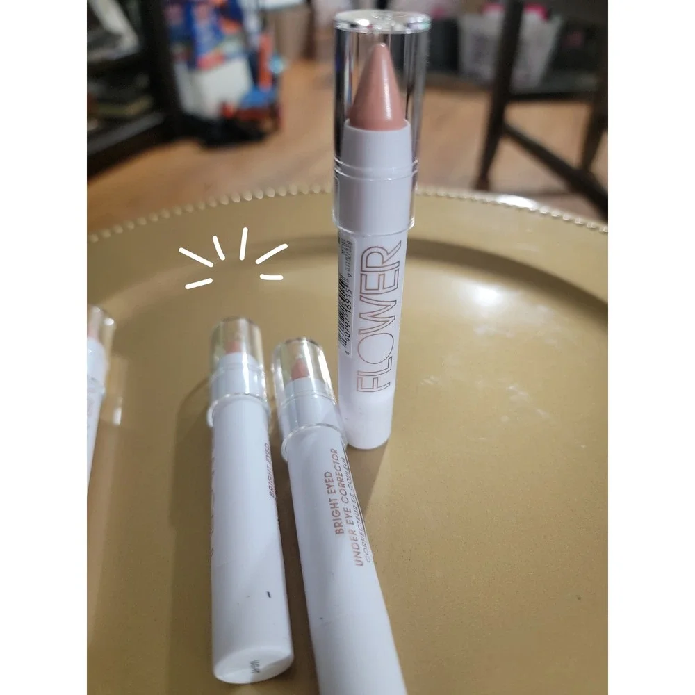 Flower Beauty Bright Eyed Under Eye Corrector Light 1 per‎ 7.00
